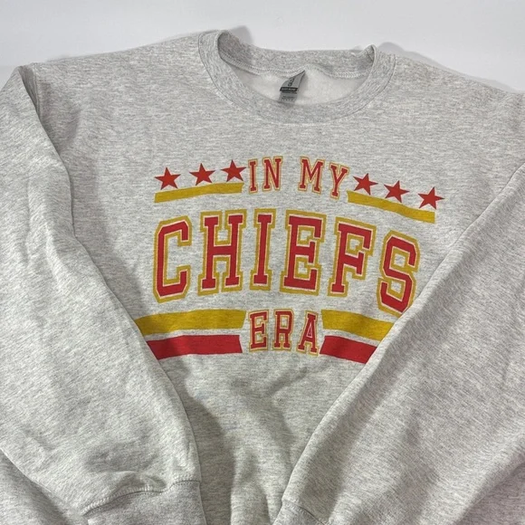 Gray “In My Chiefs Era” Sweater Size Large - Picture 4 of 7